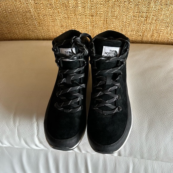 THE NORTH FACE Sneakers Size US 11, EU 44.5. Made in Vietnam. - Picture 10 of 12